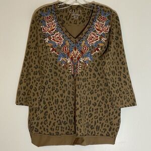 Caite Top Womens Medium Leopard Emroidered Boho Raw Hem 3/4 Sleeve Hi Lo Comfy M